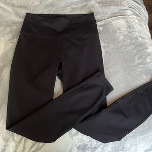 Black Fabletics PowerHold Leggings